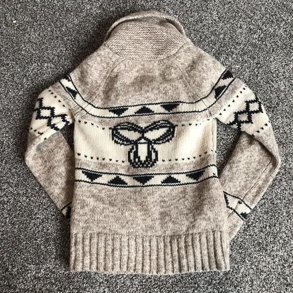 TNA Cardigan, Size XS/S - Picture 2 of 3
